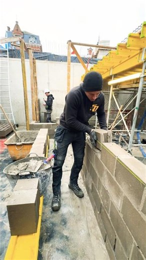 Laying 14x29 Concrete Blocks Like a Pro | Full Tutorial #professional #like #like #europe #work