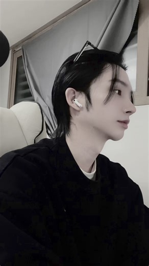 Working Remotely: A Glimpse into My Work Life