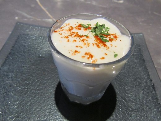 Mousse de pomme de terre au siphon pour 4 personnes - Recettes - Elle à Table