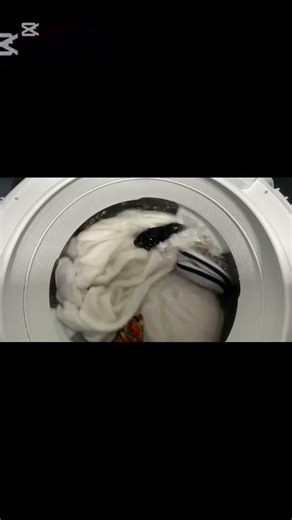 9 Seconds of Pure Laundry Calm #shorts #asmr #oddlysatisfying #washingmachine #whitenoise