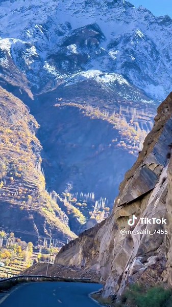 Hunza Valley Glacier Mountain View in Gilgit Baltistan, Pakistan