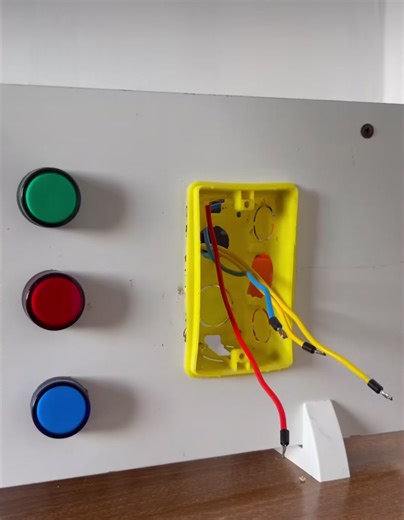 🔘 Make Any Switch Smart — customise the switch display too! Meet the Zemismart Smart Wall Switch (1–4 Gang Push Button) Smart control, without changing your wall design. Customise the switch display name via SmartLife app. ✨ retrofit – works with your existing switch 📱 App control via Zemismart hub(required) HomePod mini(optional) 🗣️ Works with Apple Home, Alexa & Google Home 🇦🇺 SAA approved 🔧 1 / 2 / 3 / 4 gang options Turn lights on/off by button, app, or voice — anytime, anywhere. Perfe