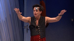 ⭐️⭐️⭐️⭐️⭐️ ‘A treat of a production' (Financial Times) 📢Present Laughter is back on cinema screens across the UK. Find your nearest venue at ntlive.com | National Theatre Live