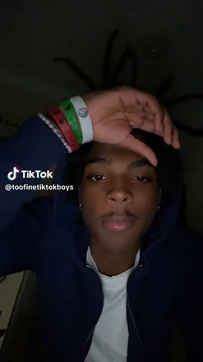 I can't get you outta my mind . #foryoupage❤️❤️ #blackboys #fineblackmen #dreadheadsdoitbetter #tiktokboys #foryou #dreadhead #notme #dreadheads #cuteboys #foryoupage #foryoupage❤️❤️