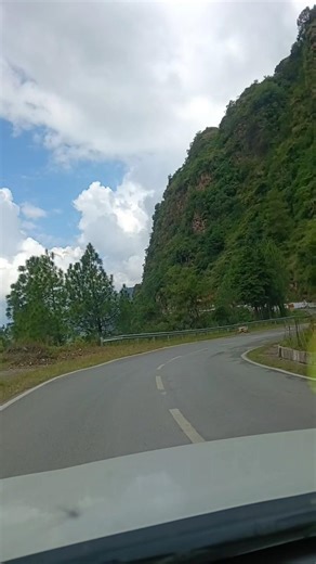 हिंदी सॉन्ग 🥰 #yt #nature #green #song #travel #raone0 #love #velly #mountains