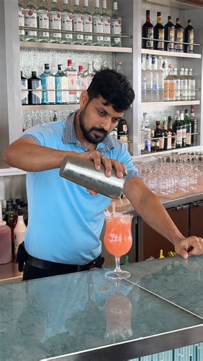 It’s 5.30pm somewhere in the world 🍹 | Royal Caribbean