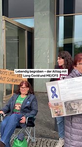 88K views · 874 reactions | Unter dem Motto „ME/CFS / Long Covid / Post Vac – lebendig begraben – wo bleibt die Forschungsdekade?“ veranstaltet die Patientenorganisation Kinder ME/CFS am 15. Oktober eine Demonstration vor dem Bundesministerium für Forschung, Technologie und Raumfahrt in Berlin. Im Mittelpunkt steht eine Installation mit rund 100 Leichensäcken und einem 50 Meter langen Bauzaun mit Porträts Betroffener. #newsroomrtl #RTLaktuell | RTL Aktuell | Facebook