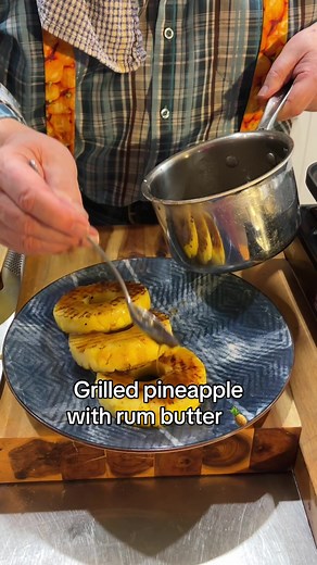 Delicious Grilled Pineapple with Rum Butter Recipe