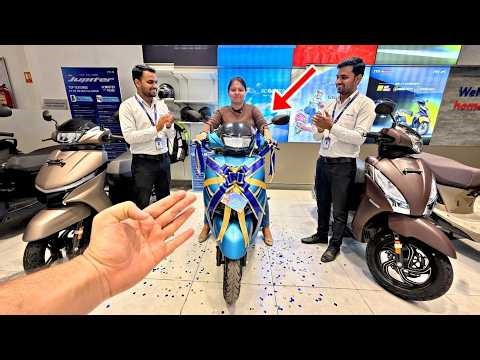 We’re Buying INDIA’s No.1 Scooter 🛵 from Indian Brand !!