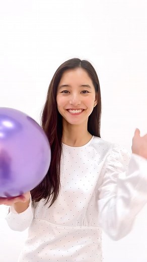 現在絶賛発売中✨✨ ar9月号の表紙は新木優子さん🎈 みんなへのメッセージに 耳を澄ませて👂✨ 「イイオンナ」号ということで 全女子の憧れの的、 優子さんの美の秘訣やマインドをネホハホ😉💗 スペシャルインタビューはぜひ誌面をチェックしてね🎶 #新木優子 #ar #雑誌ar #六本木クラス 放送中