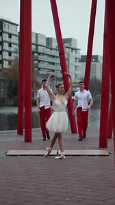 256K views · 10K reactions | This so cool and INCREDIBLE ☘️ “Introducing… The Irish Nutcracker  並 Victoria Dauberville & Gardiner Brothers : The Nutcracker, Op.71 Act 2: No.12d, Divertissment. : Dublin, Ireland #reels #ballet #dance #instagramreels #ireland #dublin #dublincity #irish_dance #balletishard Jennifer Garner “ | Irish Daily | Facebook