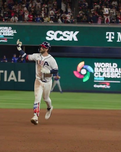 💣 Bryce Harper tied the WBC with monster HR to CF 🇺🇸
