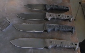 米勒兄弟硬核测试！厚重感十足的M8型号，CPM S35VN 和 CPM 3V材料