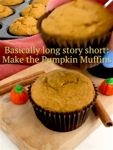Easy Pumpkin Muffins from scratch - these are the perfect fall muffin recipe! Make them plain or add nuts or chocolate chips! #recipe #baking #muffins #breakfast #pumpkinmuffins