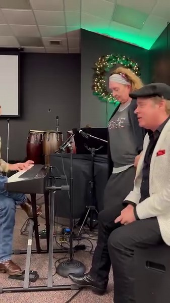 Karen Harding honored us by gathering with us around the piano to sing “Through It All”. What a thrill. What a song. Incredible lyrics. | Mark209