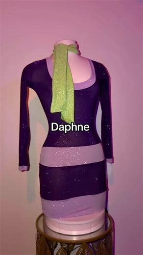 nanibikini on Instagram: "Glitter Daphne"