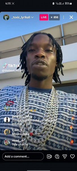 Understanding Toxic Behavior on Social Media