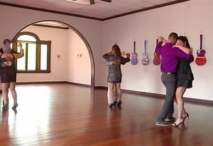 ¿En qué se diferencia el bolero criollo costarricense del original? | Teletica