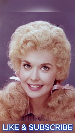 What Happened to Donna Douglas After The Hillbillies?