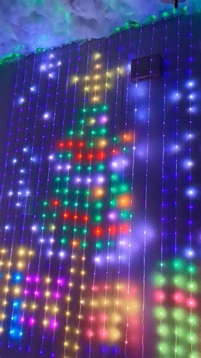 Light up your nights with our Solar Curtain String Lights Whether it’s your garden, patio, bedroom, yard, camp, or gazebo, these lights add a cozy glow wherever they go! 🌼🏕️ | Realityous