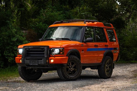 No Reserve: 2004 Land Rover Discovery II G4 Challenge 5-Speed for Charity