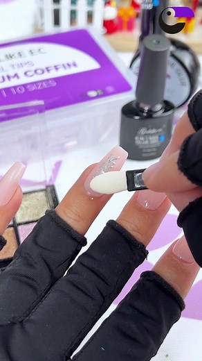 Silver Christmas Tree Nail Art Tutorial