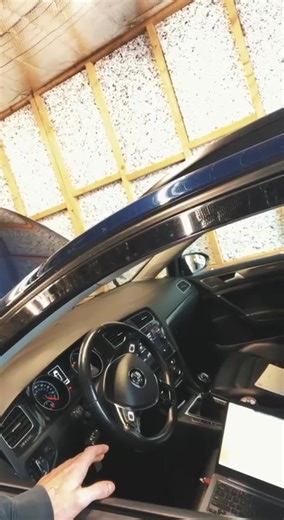 Volkswagen Golf 1.6 TDI in today for a custom stage one remap and...