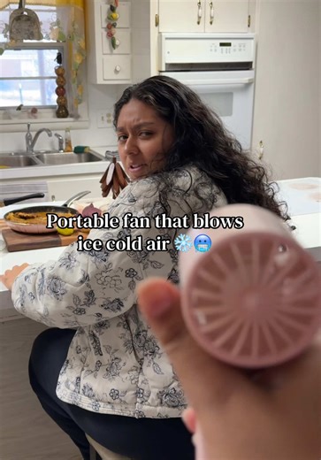 The Ultimate Portable Fan for Summer Days