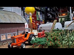 Lionel CSX ET44AC long freight train