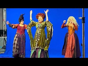 HOCUS POCUS Reunion! See Bette Midler, Sarah Jessica Parker and Kathy Najimy Back in Costume