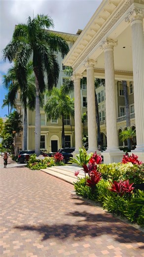 59K views · 2.6K reactions | The Moana Surfrider isn’t just a hotel—it’s a Hawaiian landmark. Opened in 1901, it’s earned its title as the “First Lady of Waikiki,” blending timeless charm with that unbeatable ocean view.朗 #waikiki #beautifuldestinations #vacationvibes #memories #hawaii | Spirit of Hawaii | Facebook