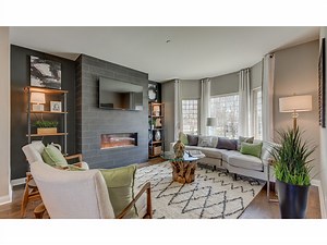 Parkside of Libertyville Offers an  Urban Lifestyle With Suburban Conveniences