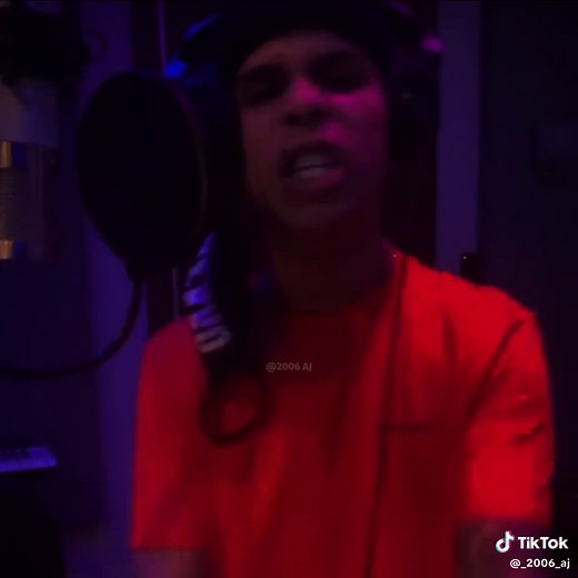 105 Fahrenheit - Kevvo Remix ft. Darell | Melodía de la Calle