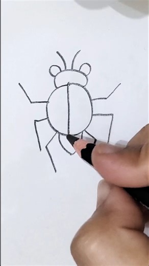 How to draw a bee with D#drawingideas #veryeasy #satisfying #shortsfeed #ytshorts #shorts