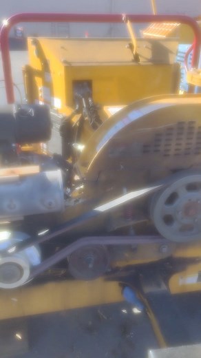 Vermeer wood chipper belt and clutch change