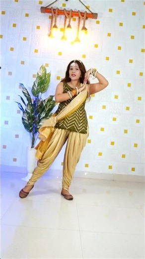 Khaand Laggdi Dance 🔥 #ShehnaazGill #JasmineSandlas #Shorts #KhaandLaggdi #PunjabiDance