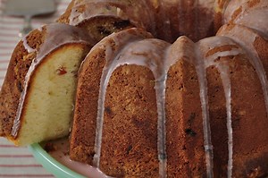 Lemon Cranberry Pound Cake - Joyofbaking.com *Video Recipe*