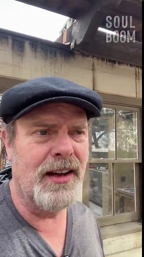 Mindy Kaling gives telling insight into relationship with BJ Novak: 'I love you'