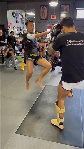 Lerdsila’s Sneaky Jumping High Kick 🤯🥊