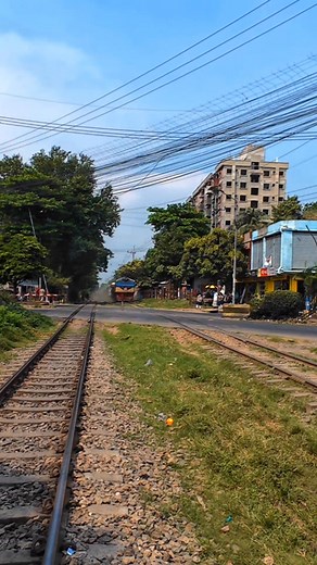 551K views · 6.6K reactions | Shonar Bangla express 3025/788 passing CTG Ispahani level crossing  Time: 12:14 PM 30 October 2025 #reels #railway #rail #train #crossing #Amazing | Cox's Bazar Express কক্সবাজার এক্সপ্রেস | Facebook