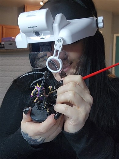 Essential Tools for Painting Warhammer 40k Miniatures