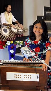 Mohe rang do lal.. One of the best classical song from Bajirav Mastani movie.. I tried to play synchronising with the tabla playing video I found on insta.. Hope u like it.. #musician #bollywoodsongs #diwalivibes #harmonium #tabla #harmoniumplayer #hindisong #viralpost2025シ | Musical Shruti