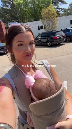 it feels weird being at the post office with babygirl and not prince 😭✨