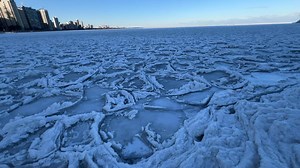 30K views · 346 reactions | El Lago Michigan bajo la magia 彩 del...
