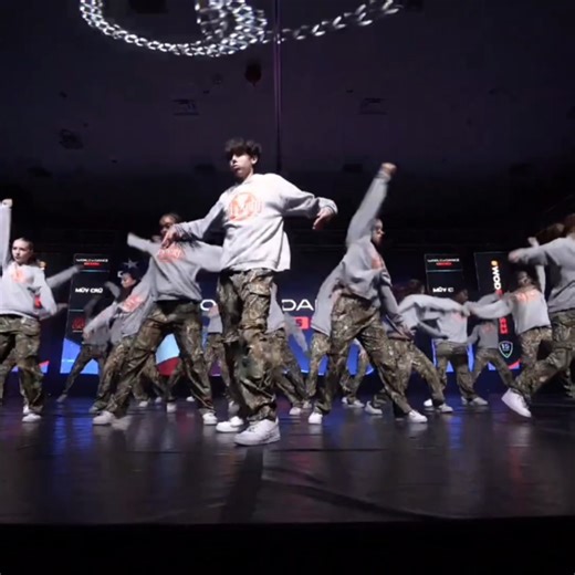 MUV Cru♨️ Brings the heat to every beat💥🔦 | World of Dance