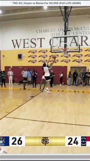 Keyon’s comeback was INSANE 😳🔥 Sneaky righty finish over Reese 🏀💥 #1v1
