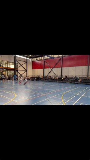 Was it an alley-oop meant for Carlo? 樂 Atay really said “I’m just gonna throw it up and let Carlo figure it out” Accidental or intentional… that’s an assist in the books ✅ | Hoops Connect | Facebook