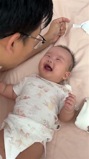 Sweet Giggles from My 3-Month-Old with Dad 😊 #babywithdad #babylaugh #familymoments