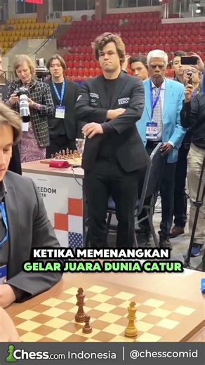 Magnus Carlsen ketika Timnas Norwegia lolos ke perempat final Piala Dunia 😂🔥 #catur