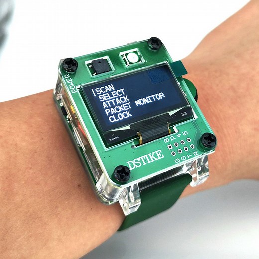 DSTIKE Deauther Watch X is a cheap wireless hacking tool that runs the ESP8266 Deauther firmware - CNX Software